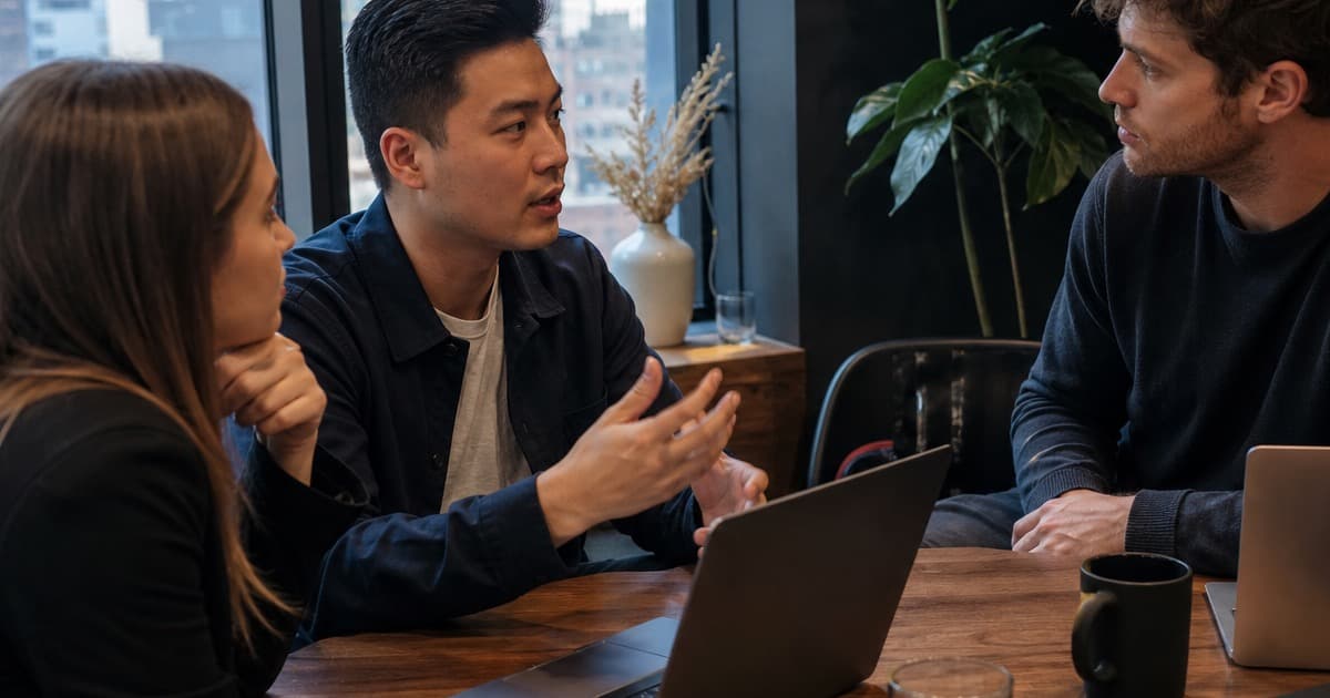 Chatslide AI Presentation Maker New York Business Edge